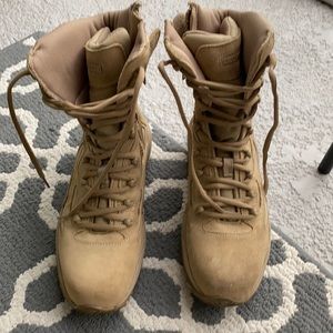 Converse Zipper boots